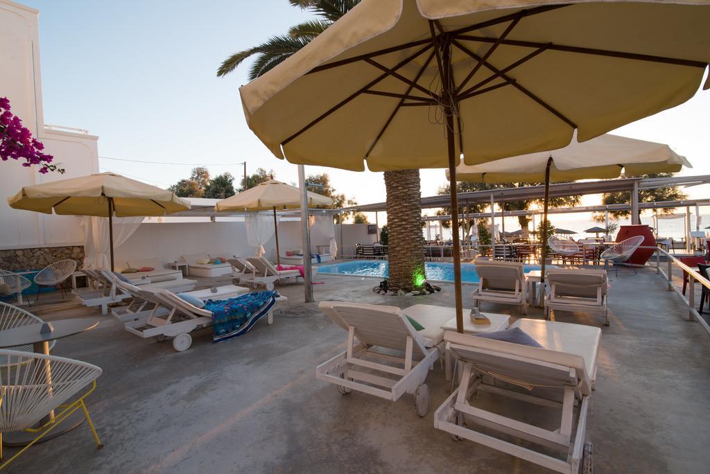 Beach Boutique Hotel Камари Экстерьер фото