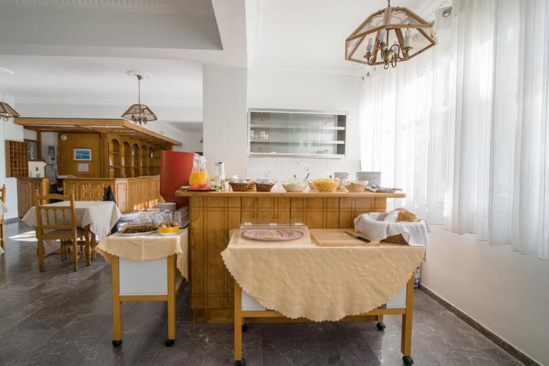 Beach Boutique Hotel Камари Экстерьер фото