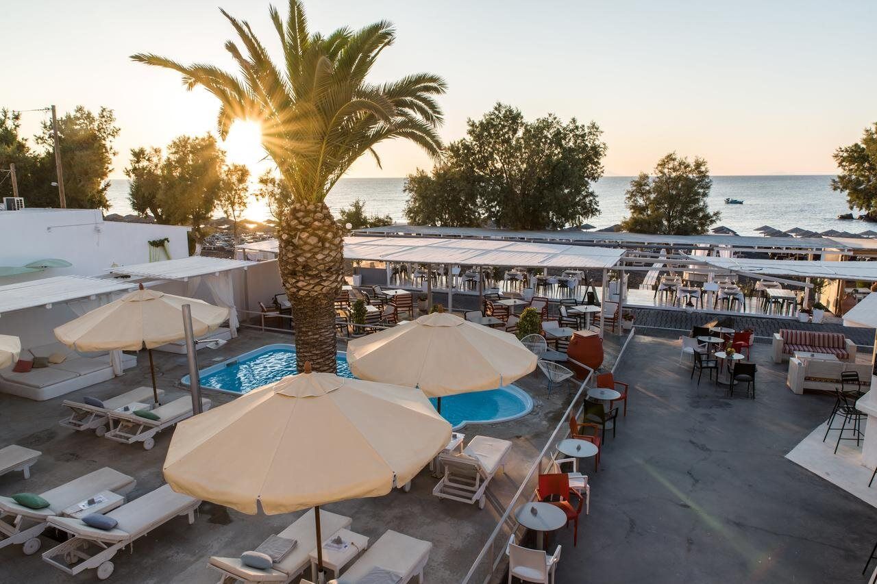 Beach Boutique Hotel Камари Экстерьер фото
